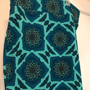 LuLaRoe Cassie Skirt -Teal patterned 2XL